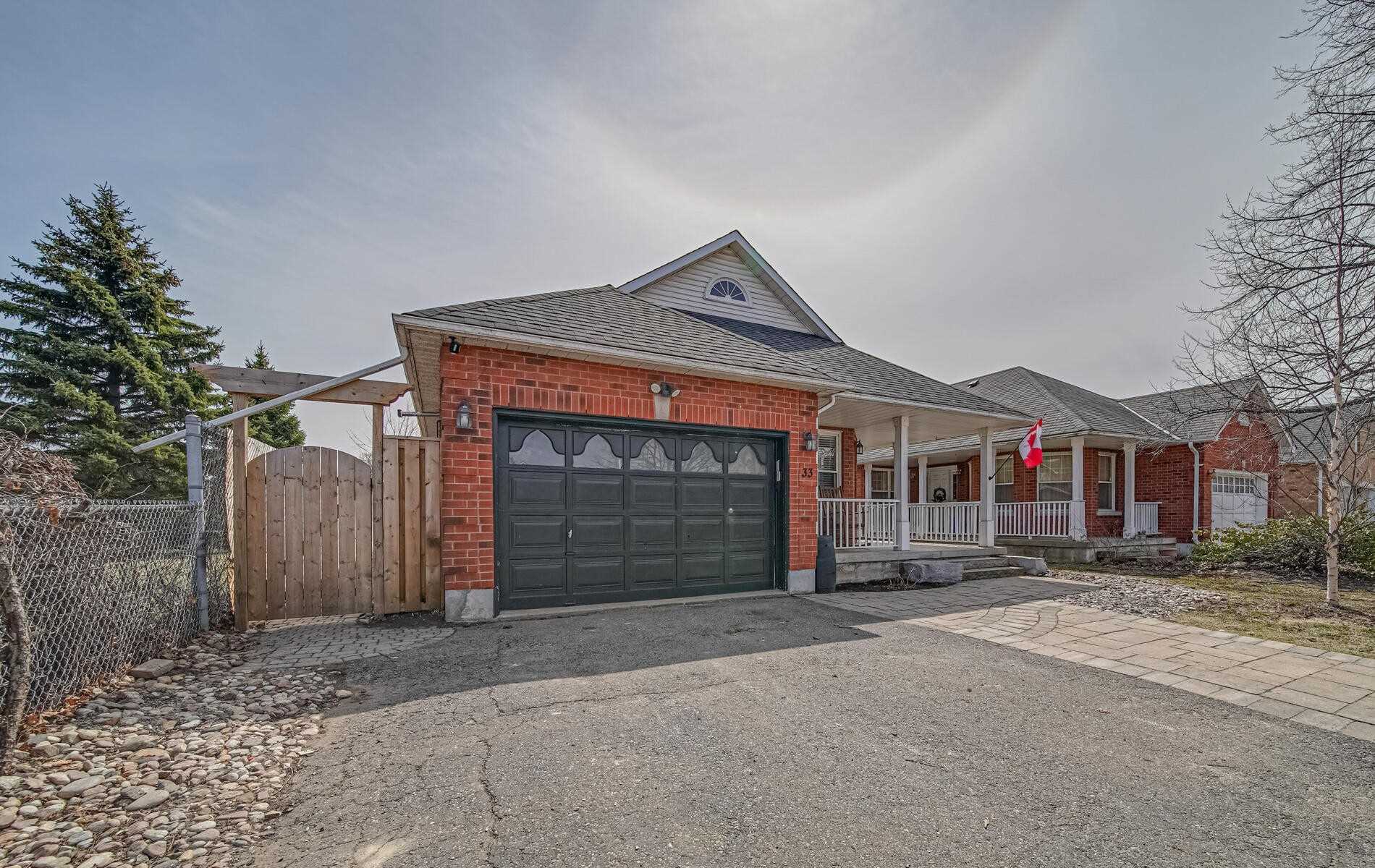 33 Hemmingway Dr
