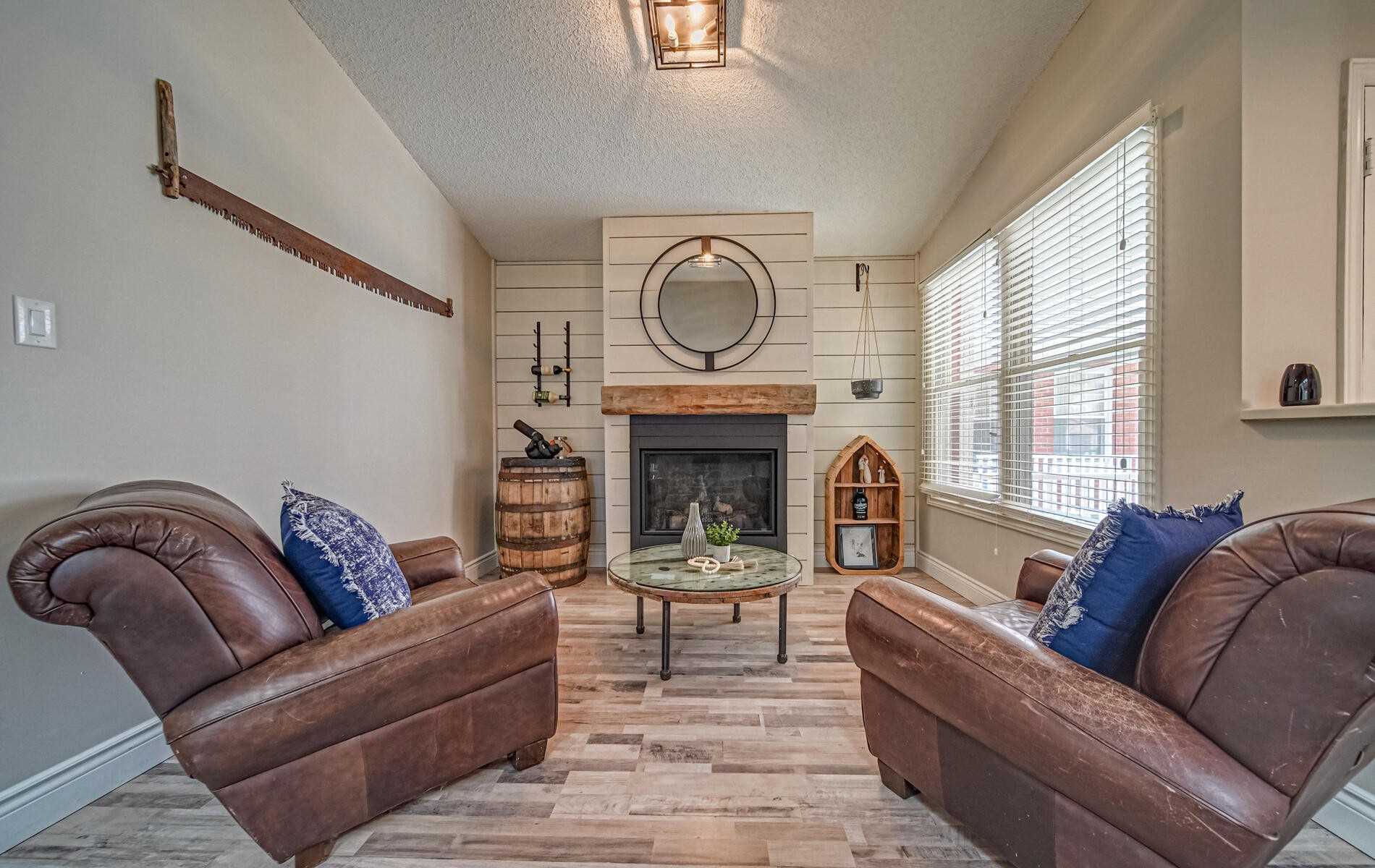 33 Hemmingway Dr