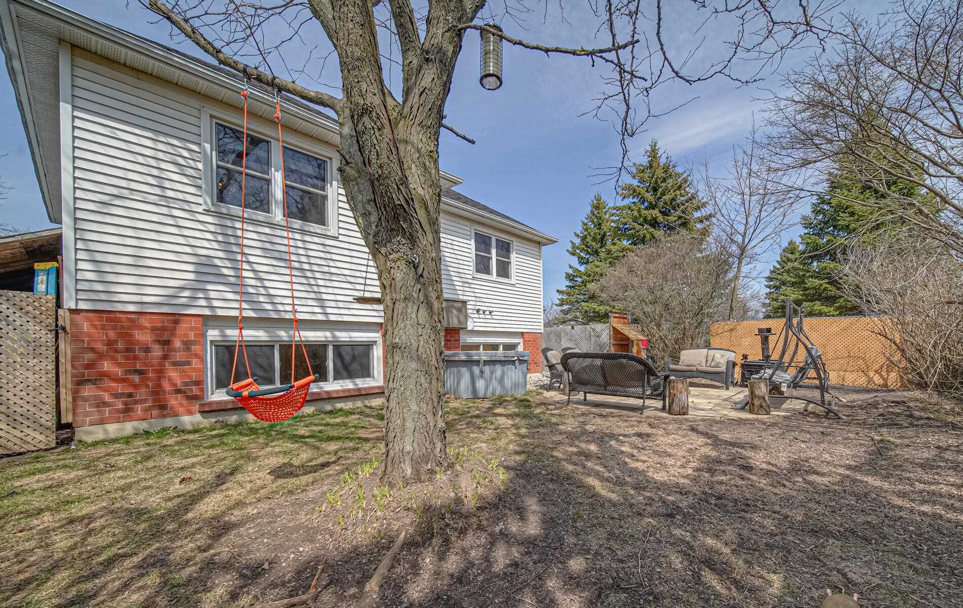 33 Hemmingway Dr