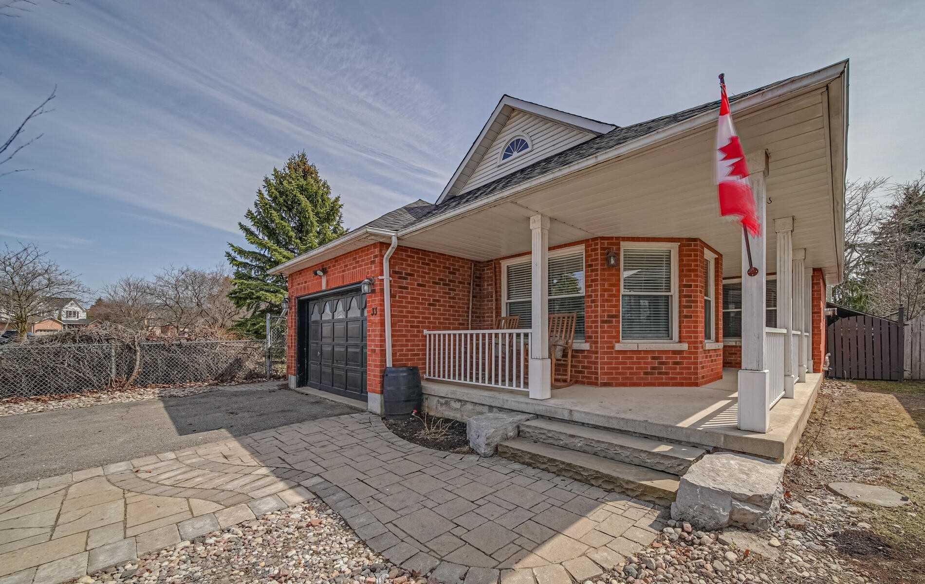 33 Hemmingway Dr