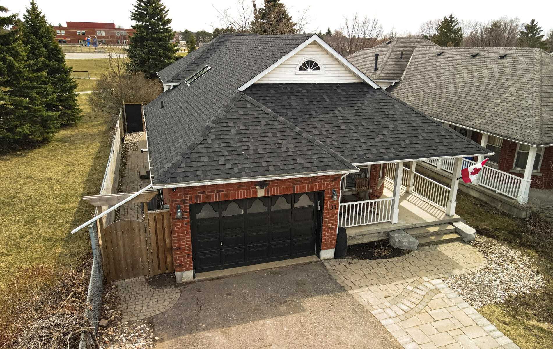33 Hemmingway Dr