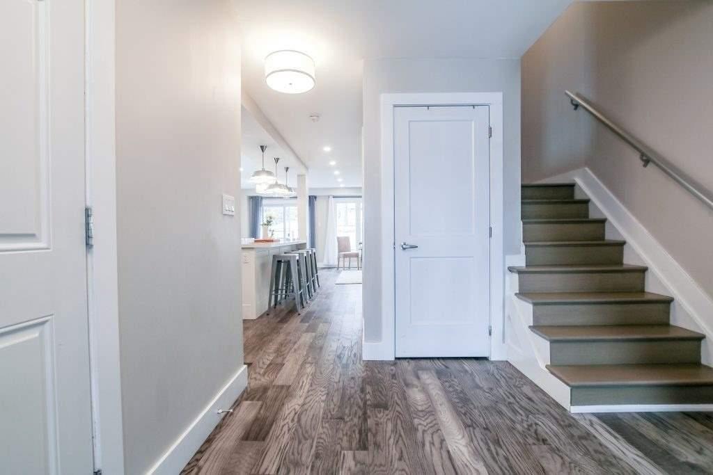 119 Deanscroft Sq