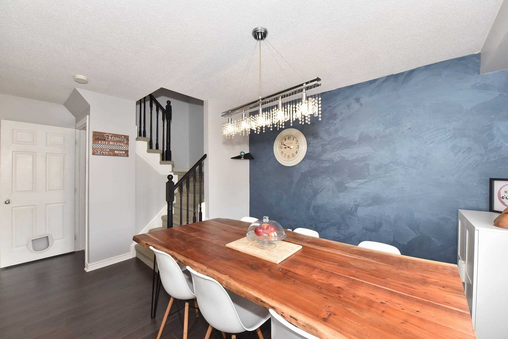 77 Stuart Rd