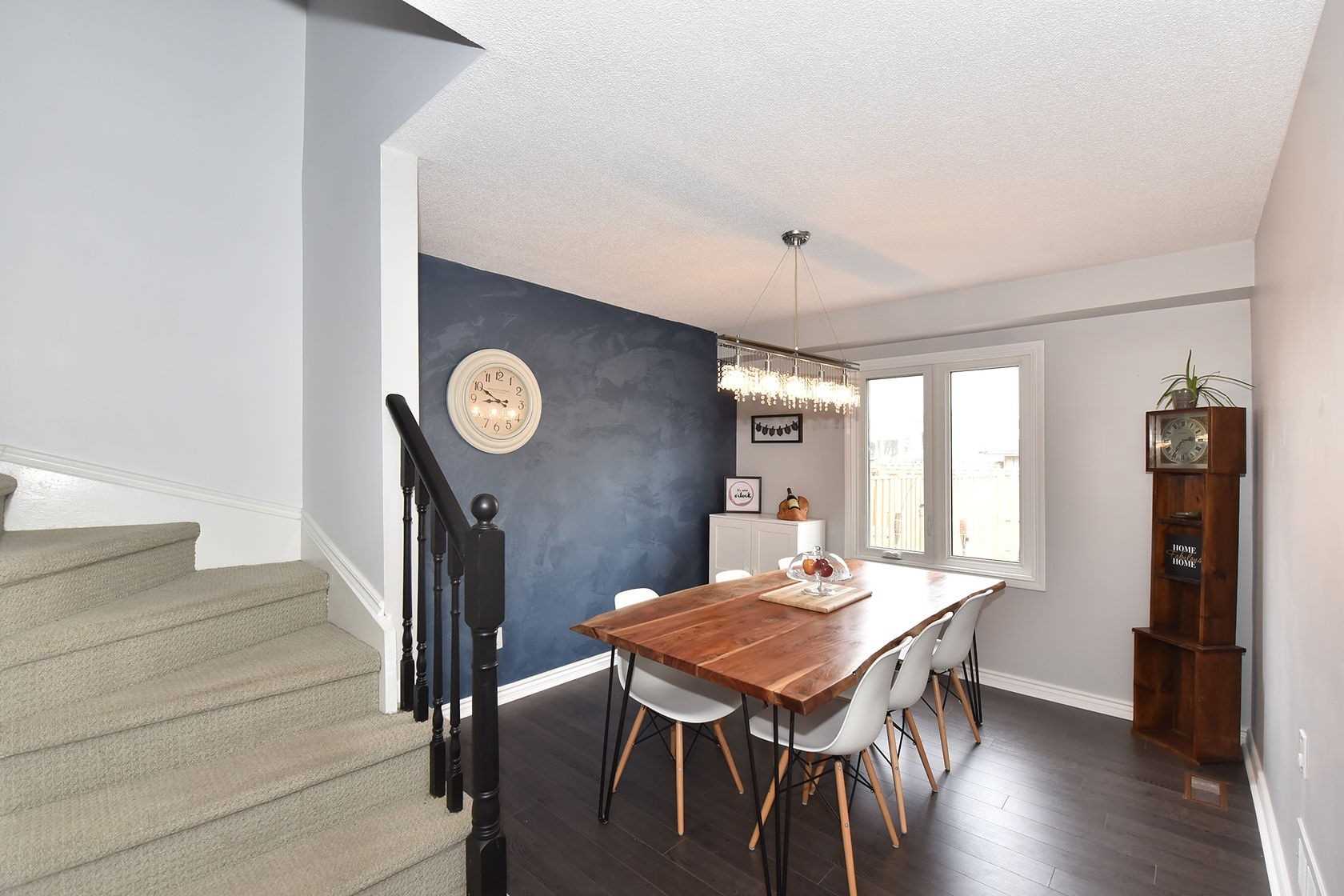 77 Stuart Rd