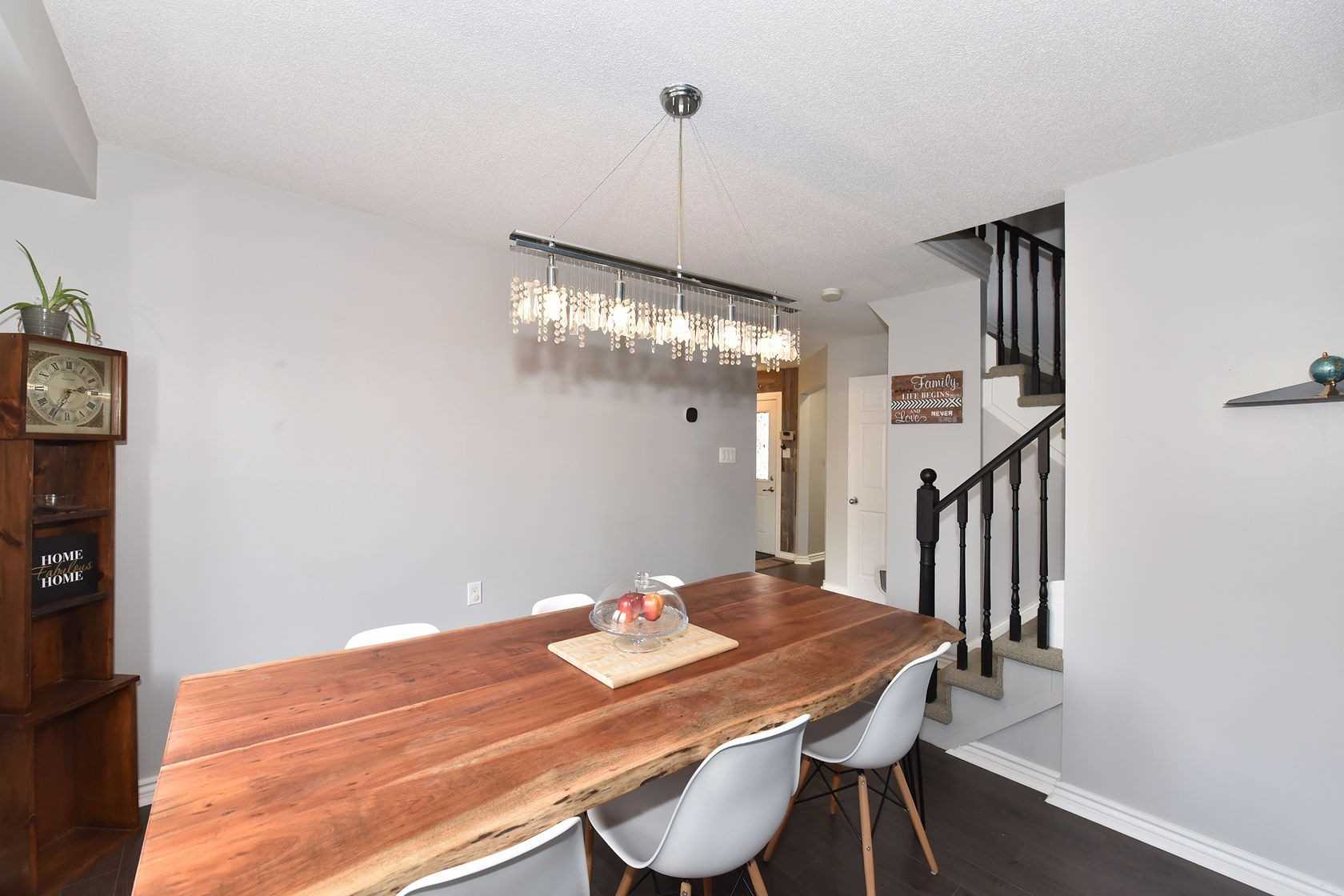 77 Stuart Rd