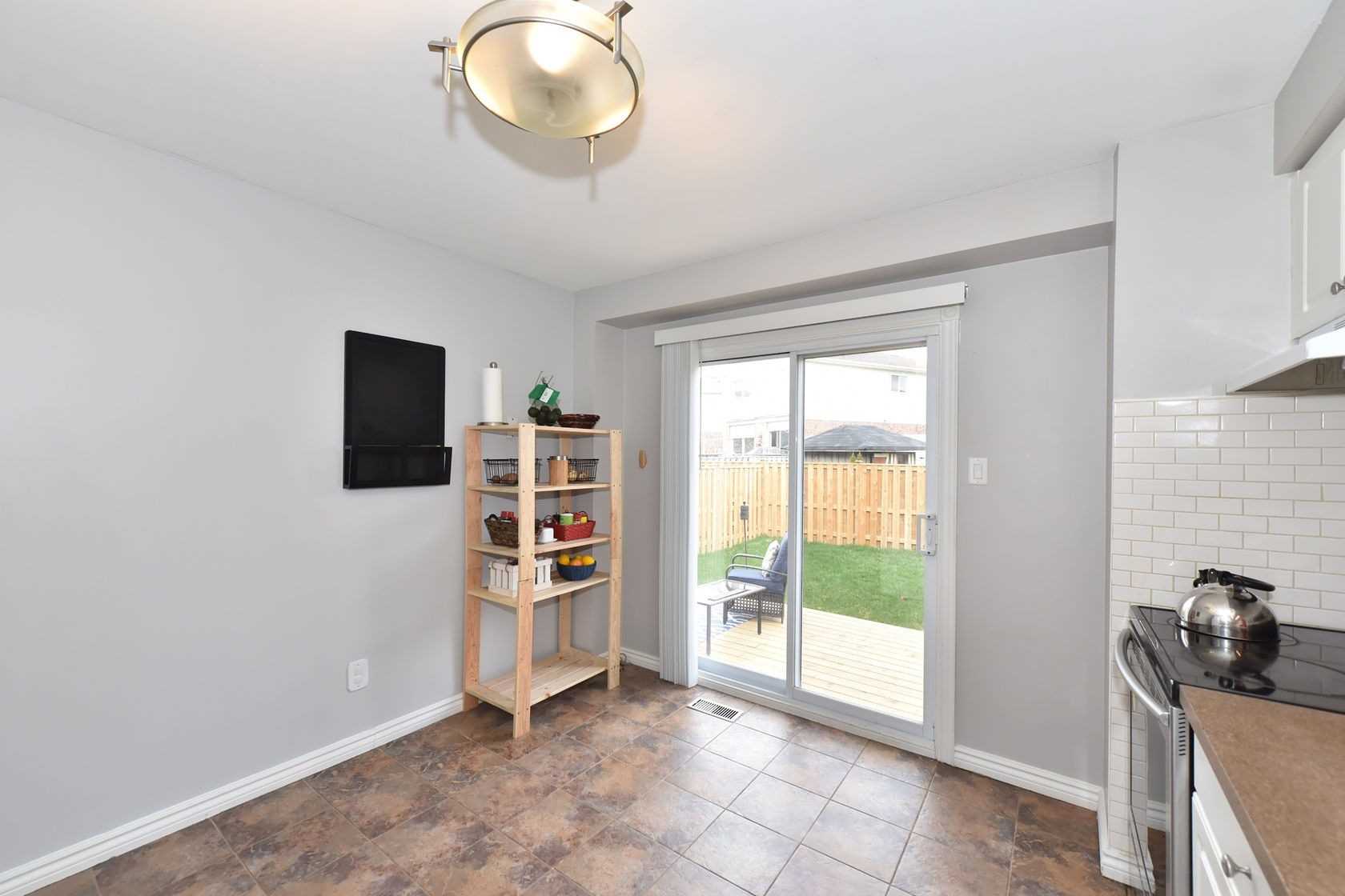 77 Stuart Rd