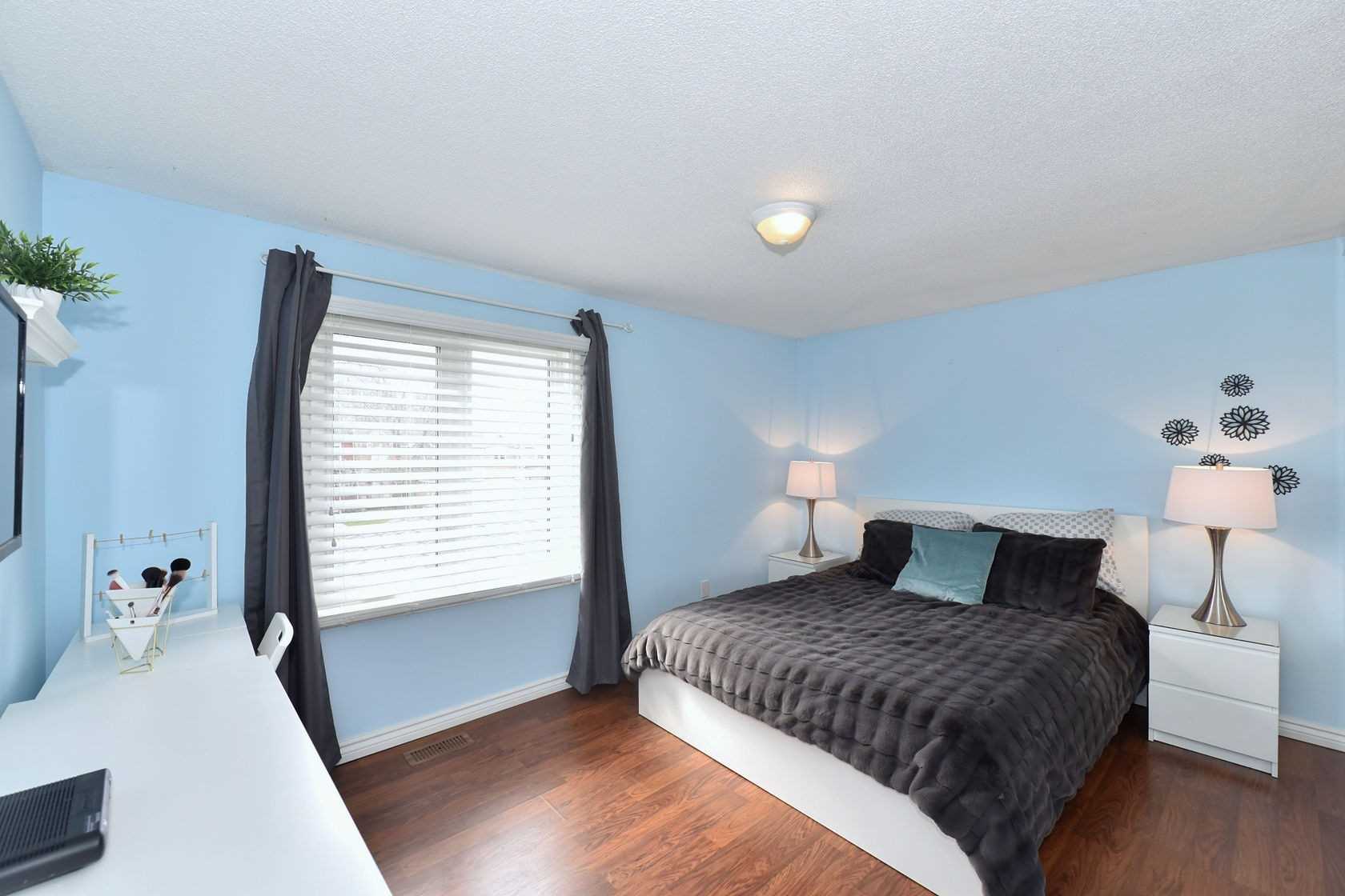 77 Stuart Rd