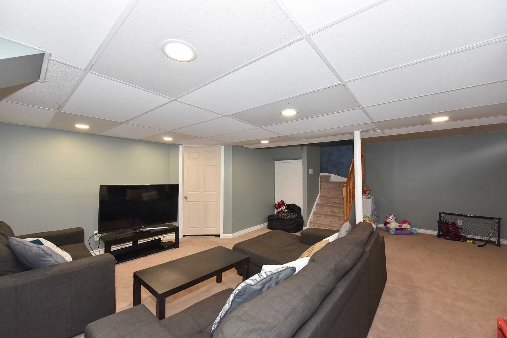 77 Stuart Rd
