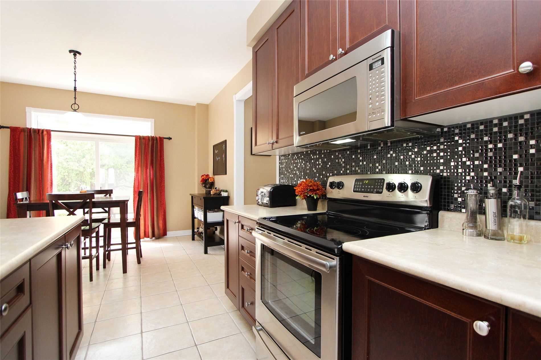 1330 Maddock Dr