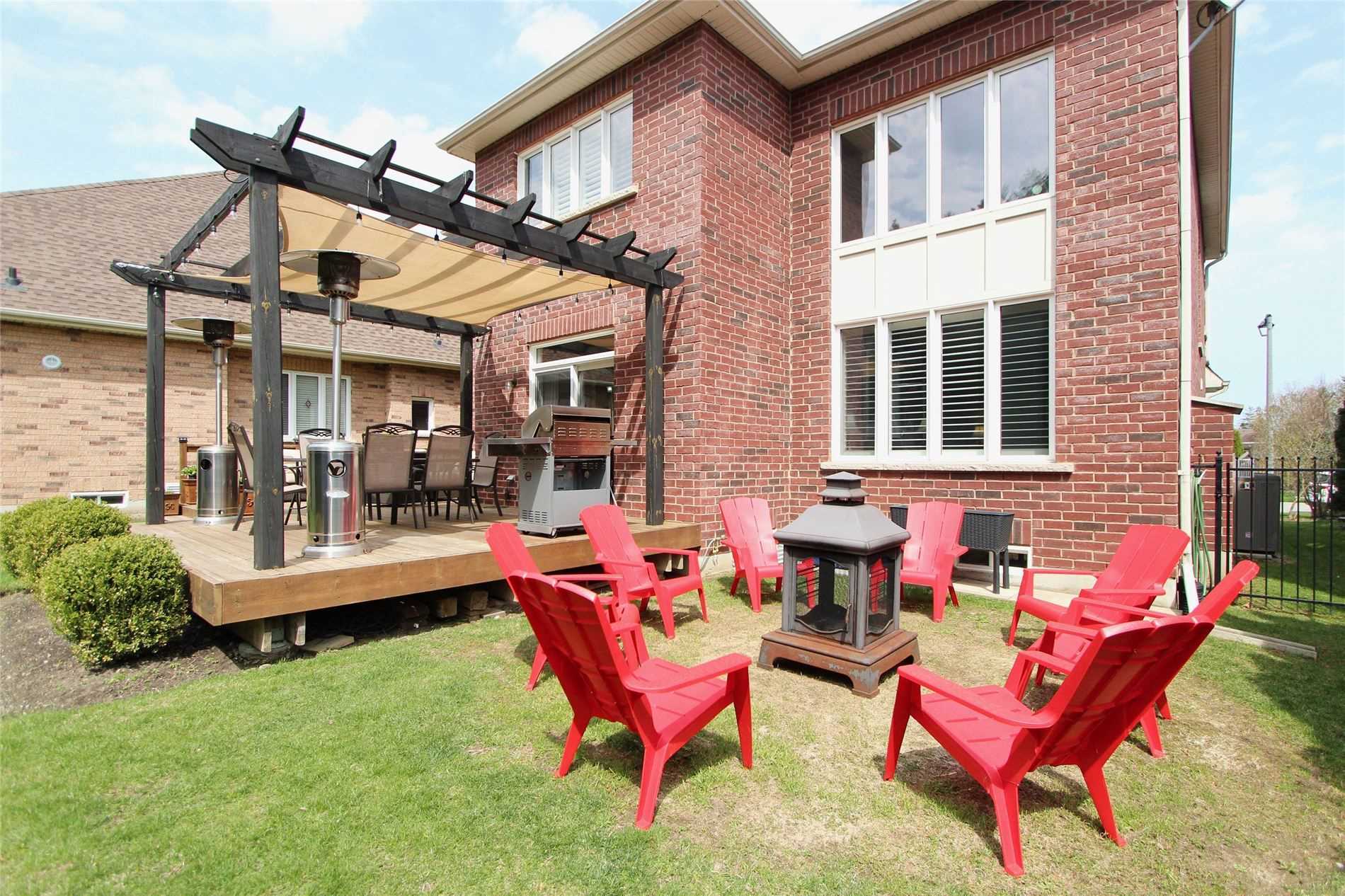 1330 Maddock Dr