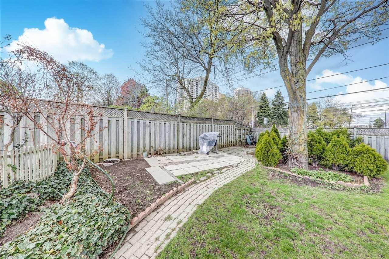 24 Gable Pl