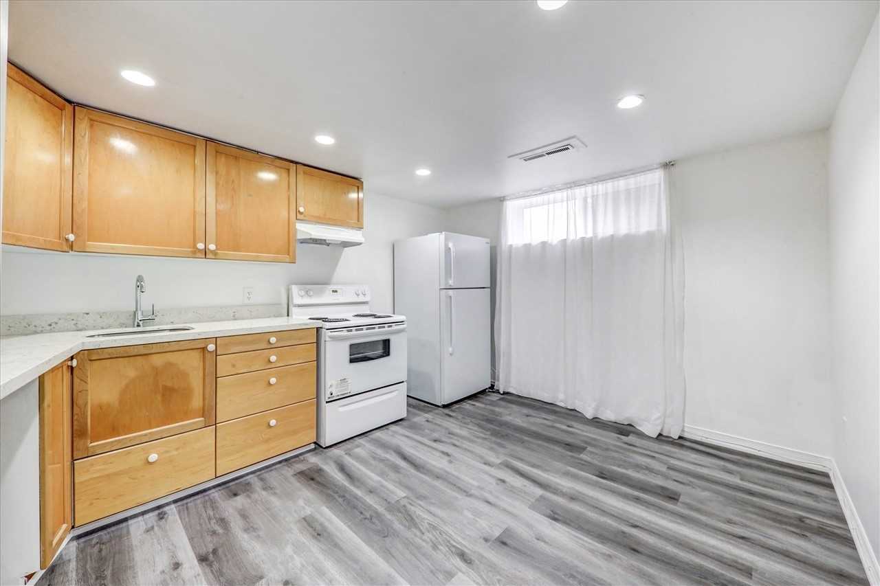 24 Gable Pl