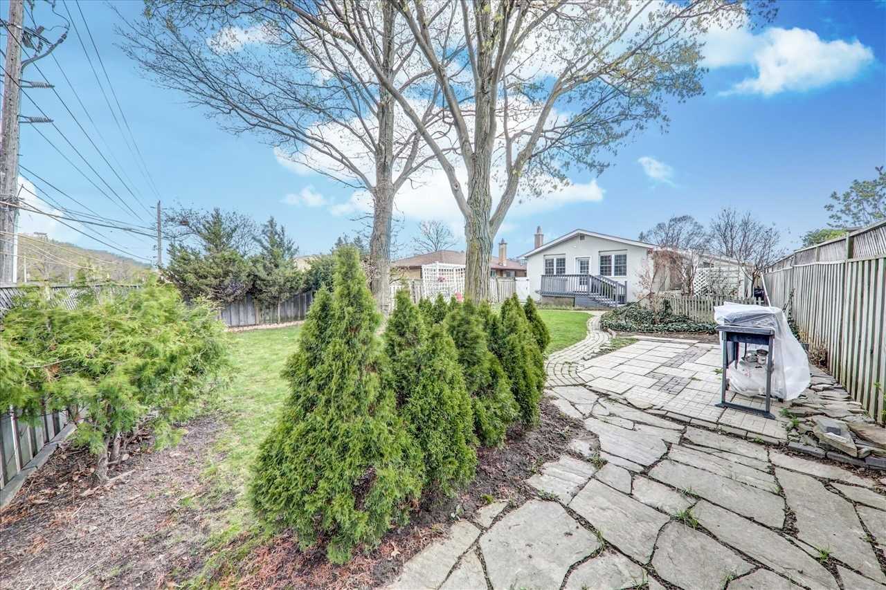24 Gable Pl