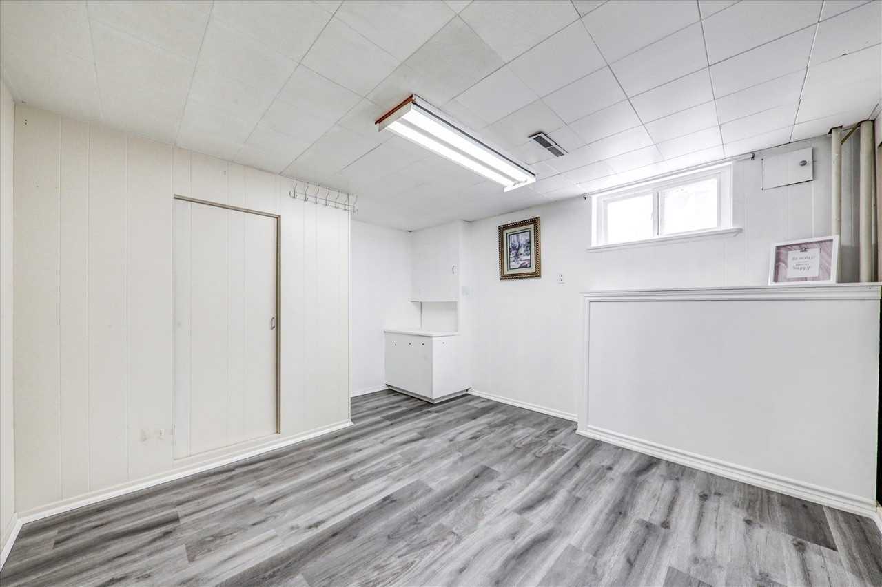 24 Gable Pl