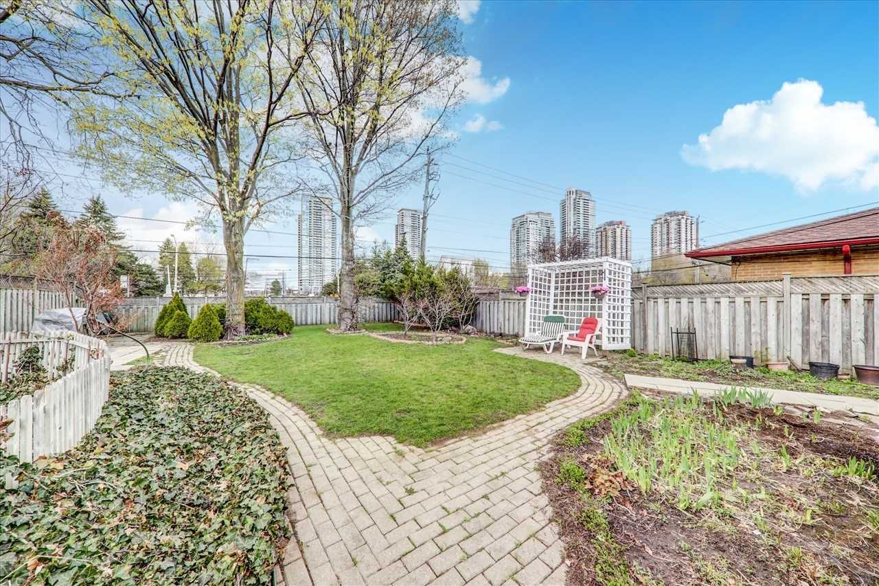 24 Gable Pl