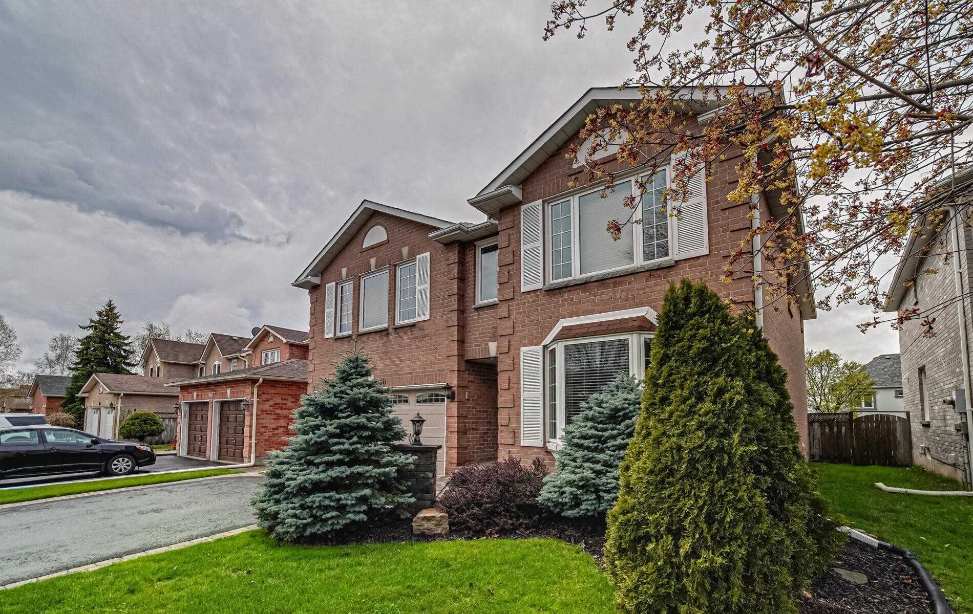 936 Mount Allan Ave