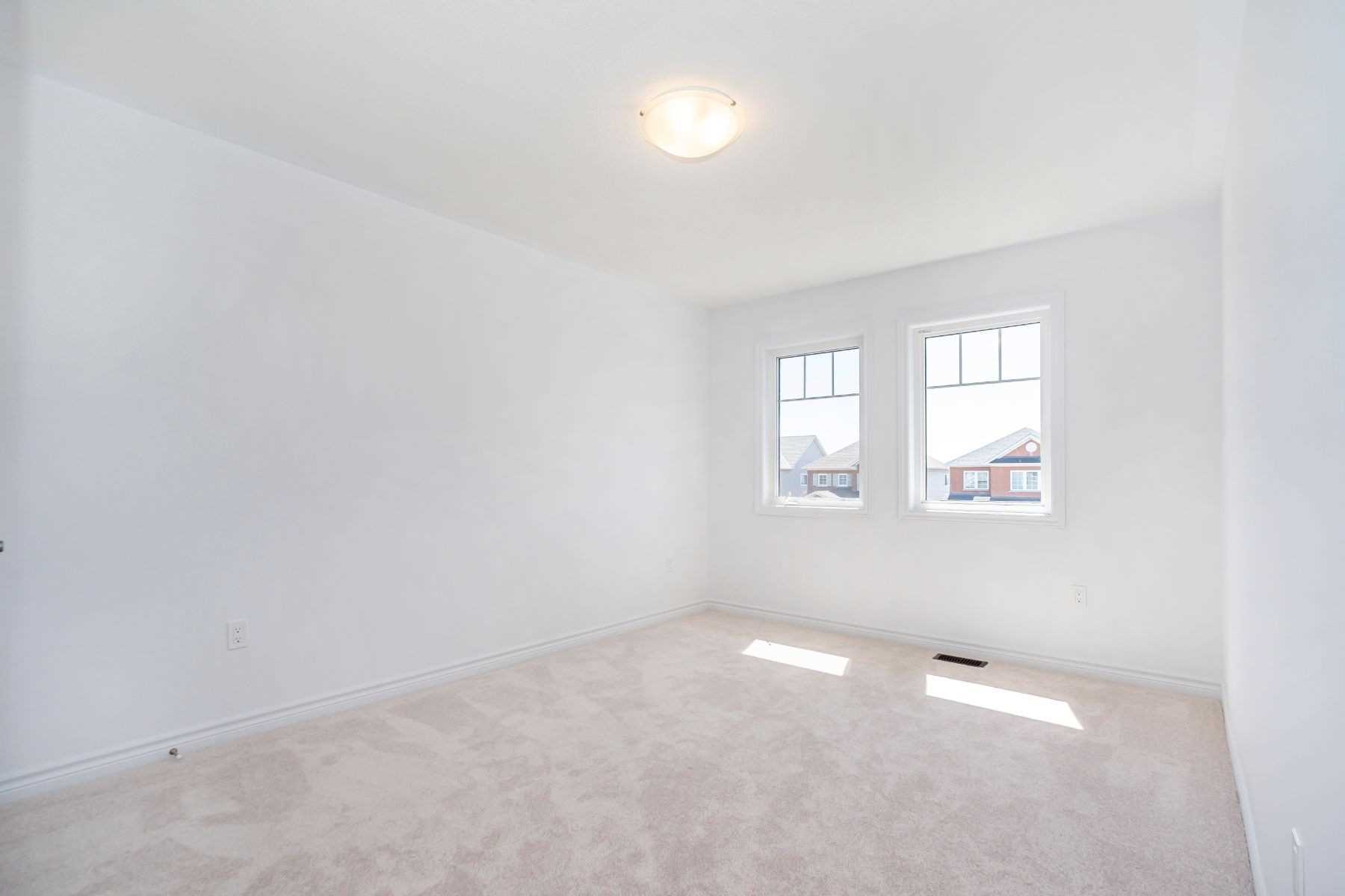 26 Frank Wheeler Ave