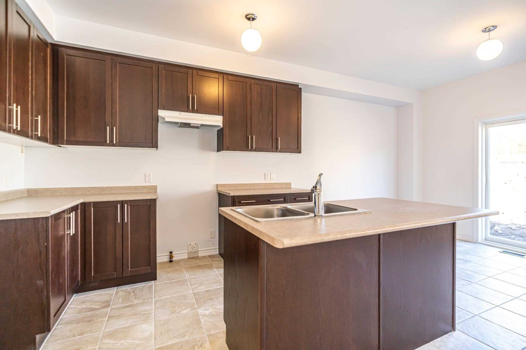 26 Frank Wheeler Ave