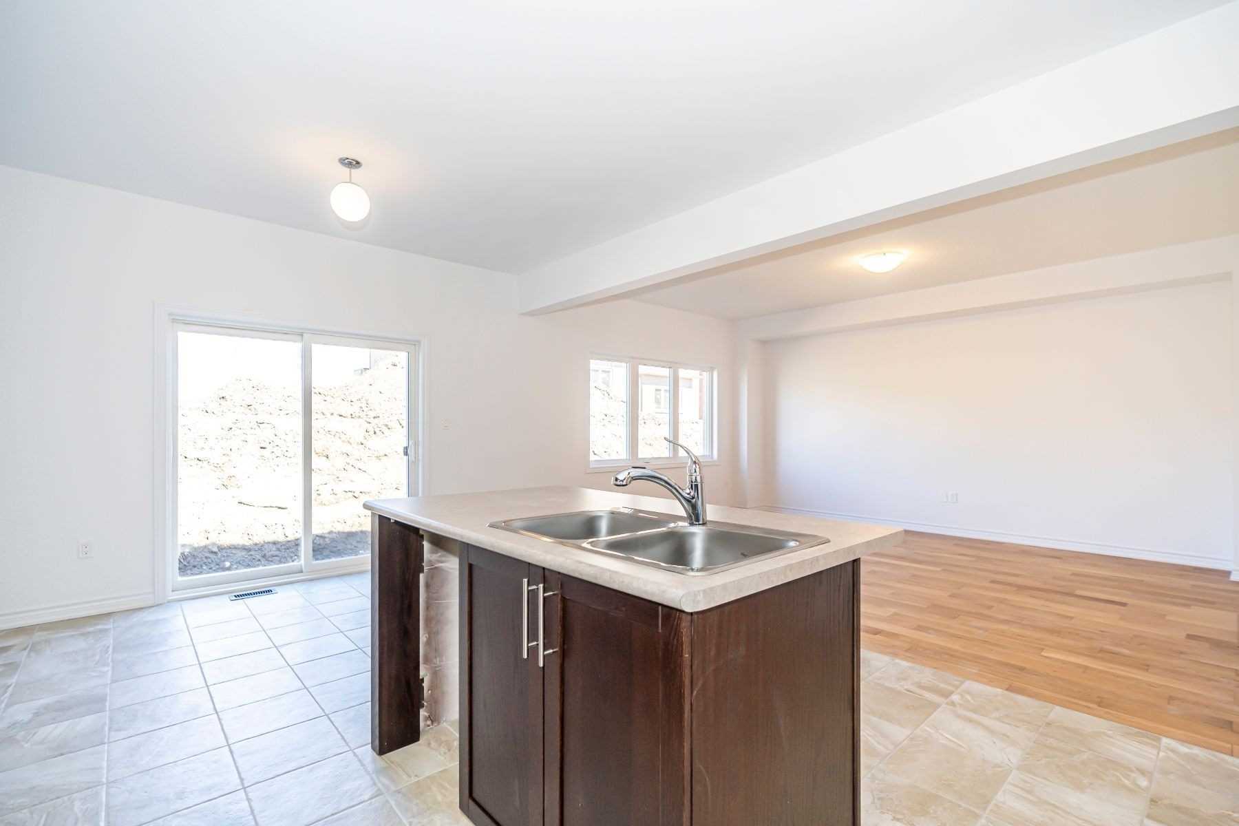 26 Frank Wheeler Ave