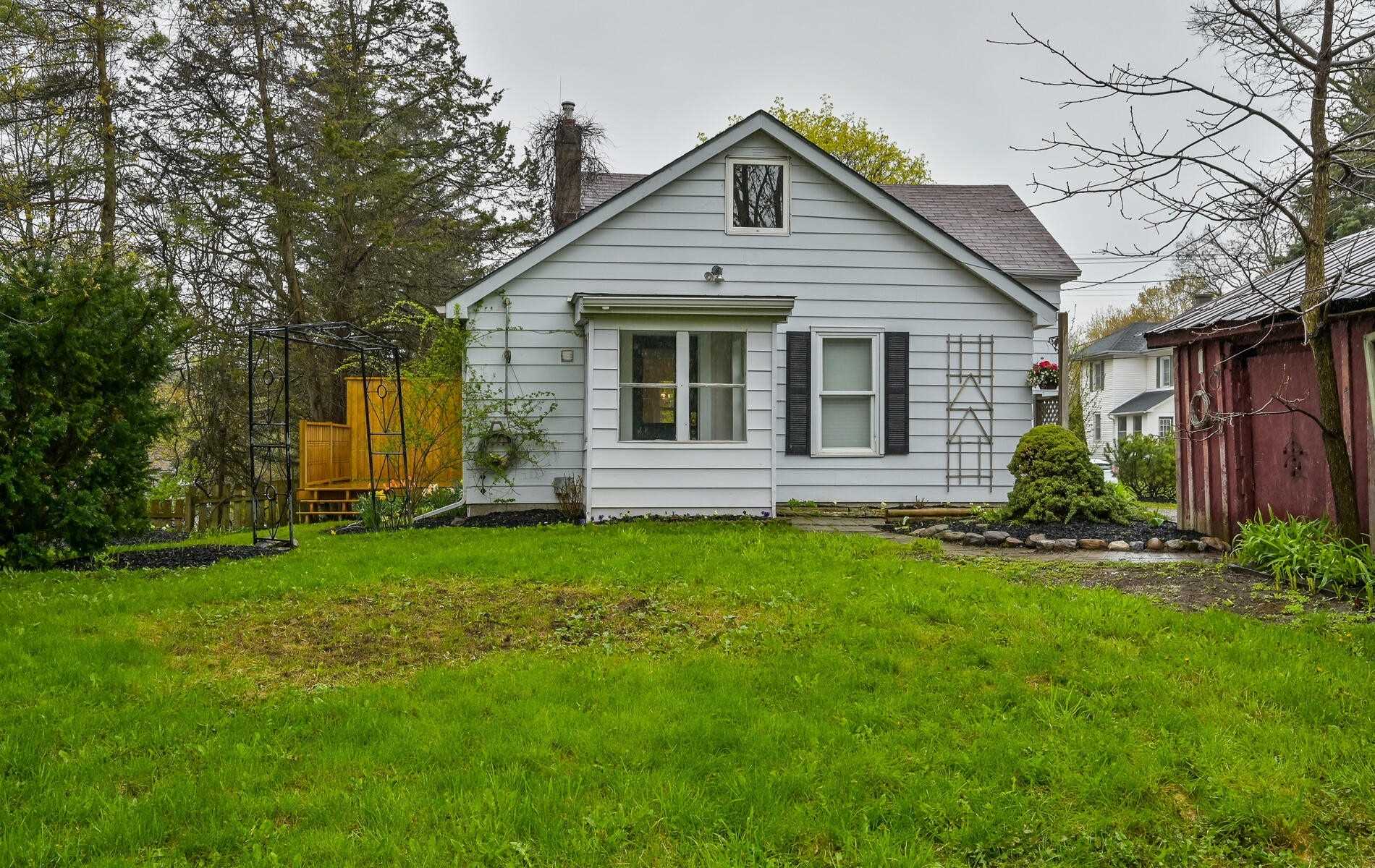 67 Mill St