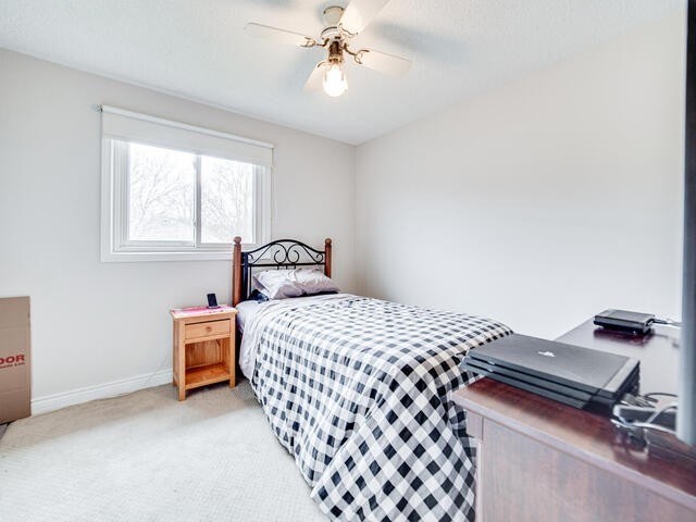 72 Homefield Sq
