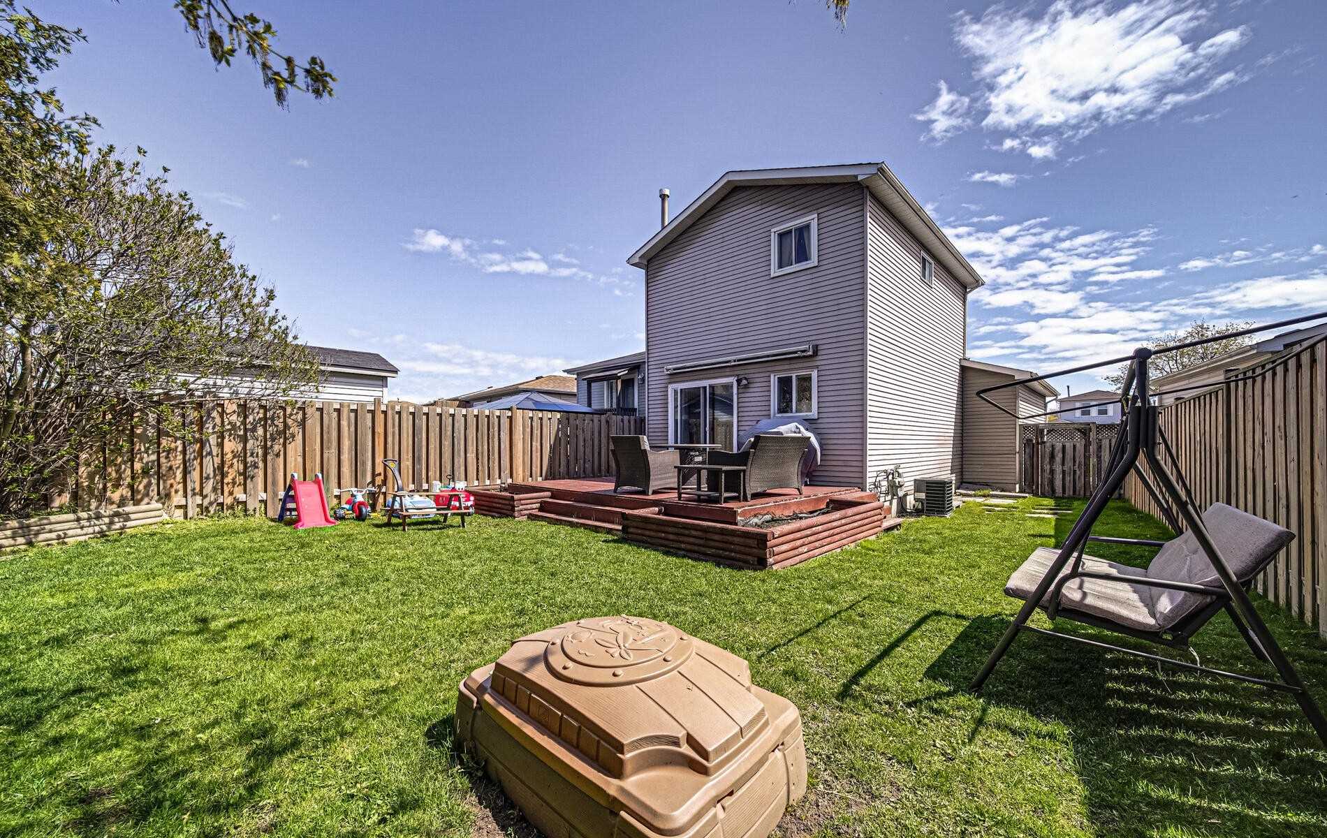 1436 Outlet Dr