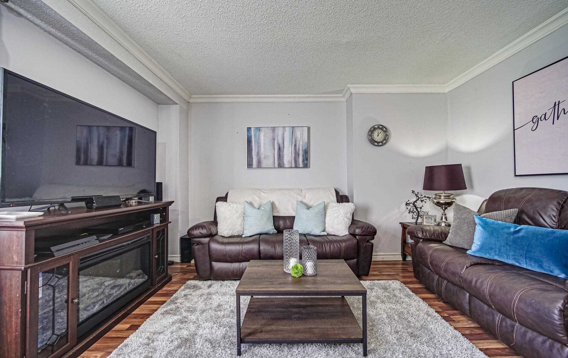1436 Outlet Dr