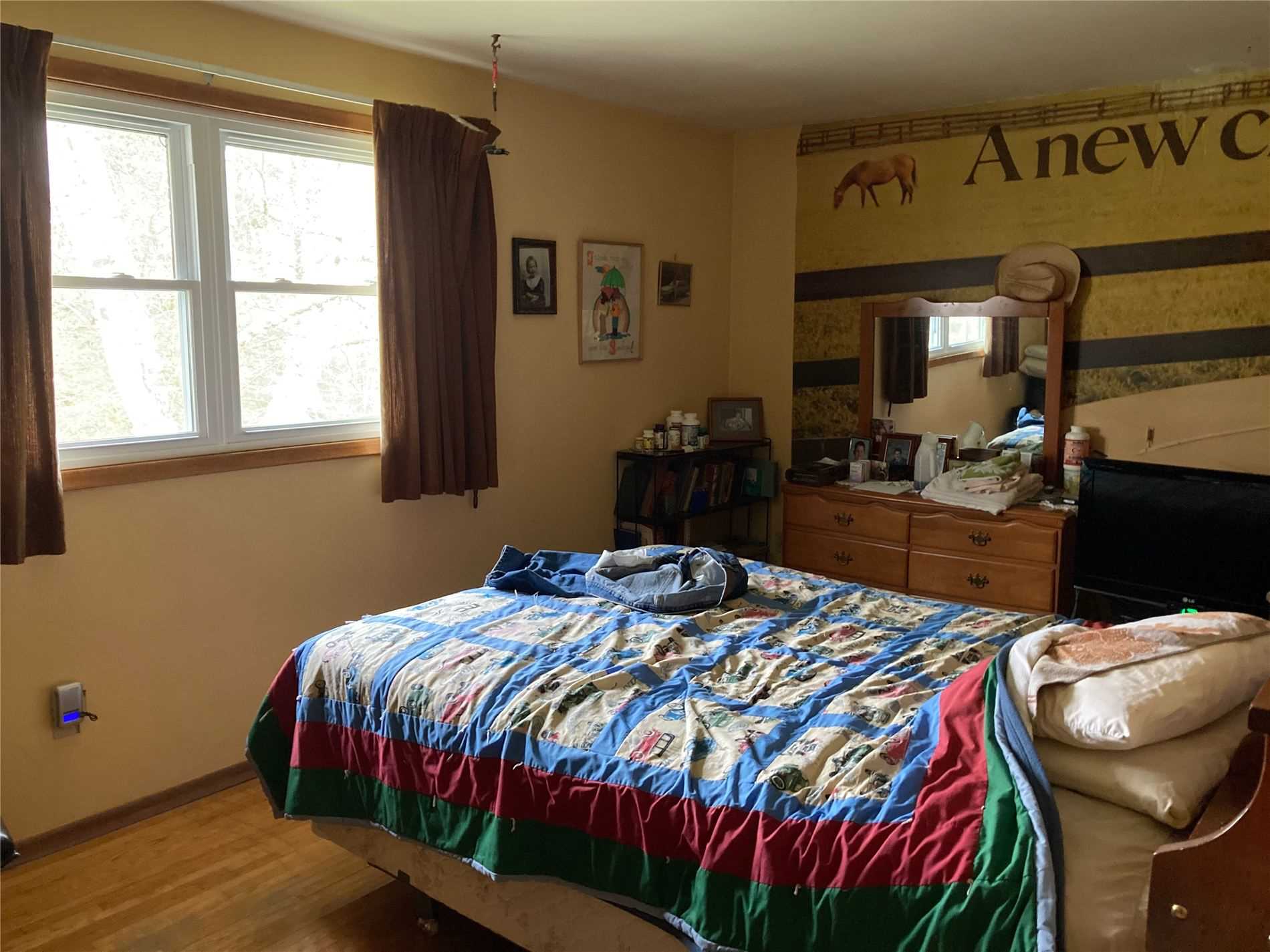 4475 Country Lane