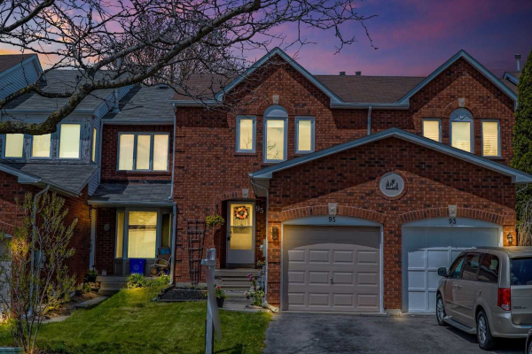 95 Vail Meadows Cres, Clarington
