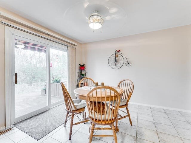 60 Cluett Dr