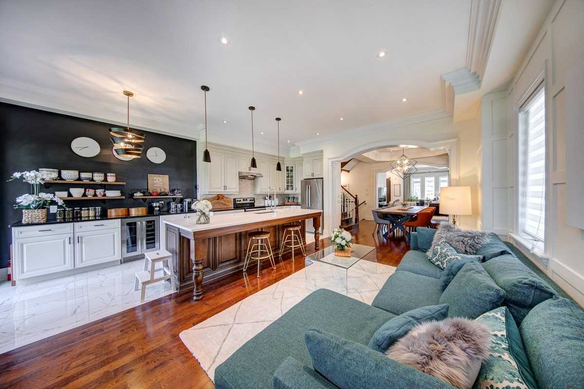 181 Kennedy Rd