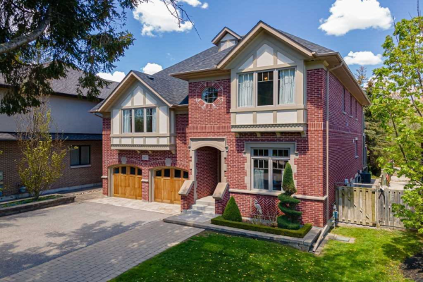 1477 Rougemount Dr, Pickering