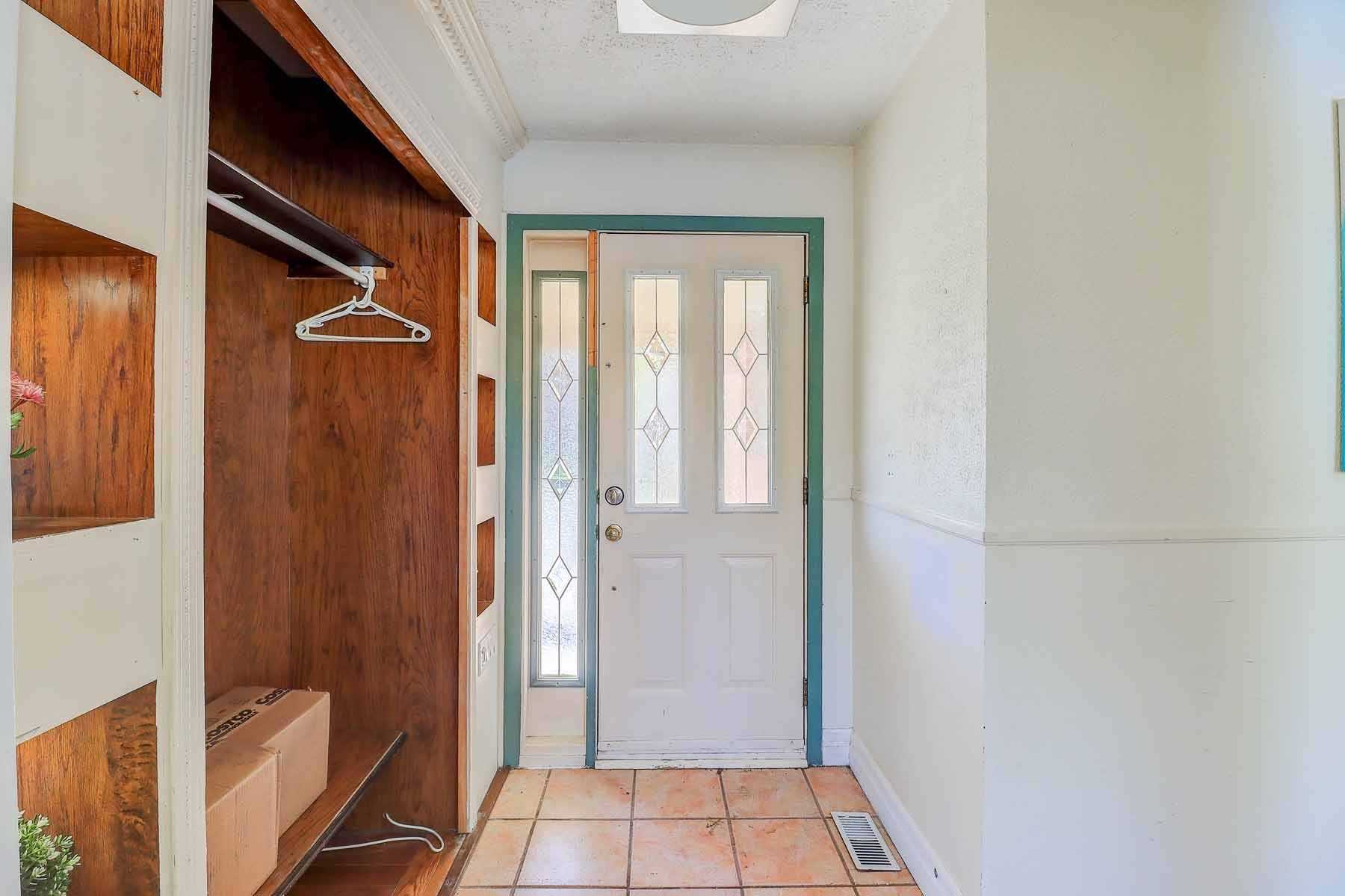 29 Bledlow Manor Dr
