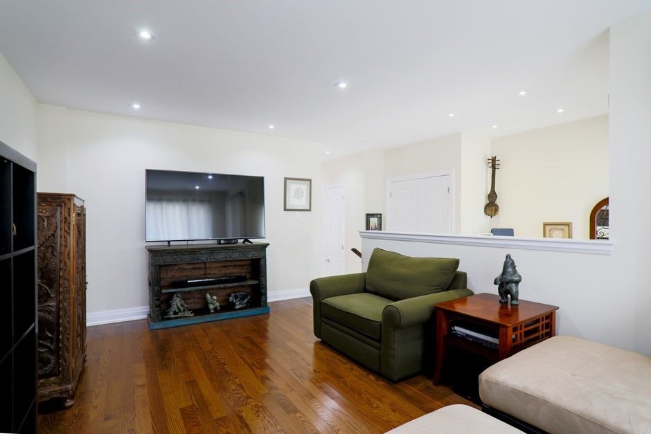 3 Lucy Ave