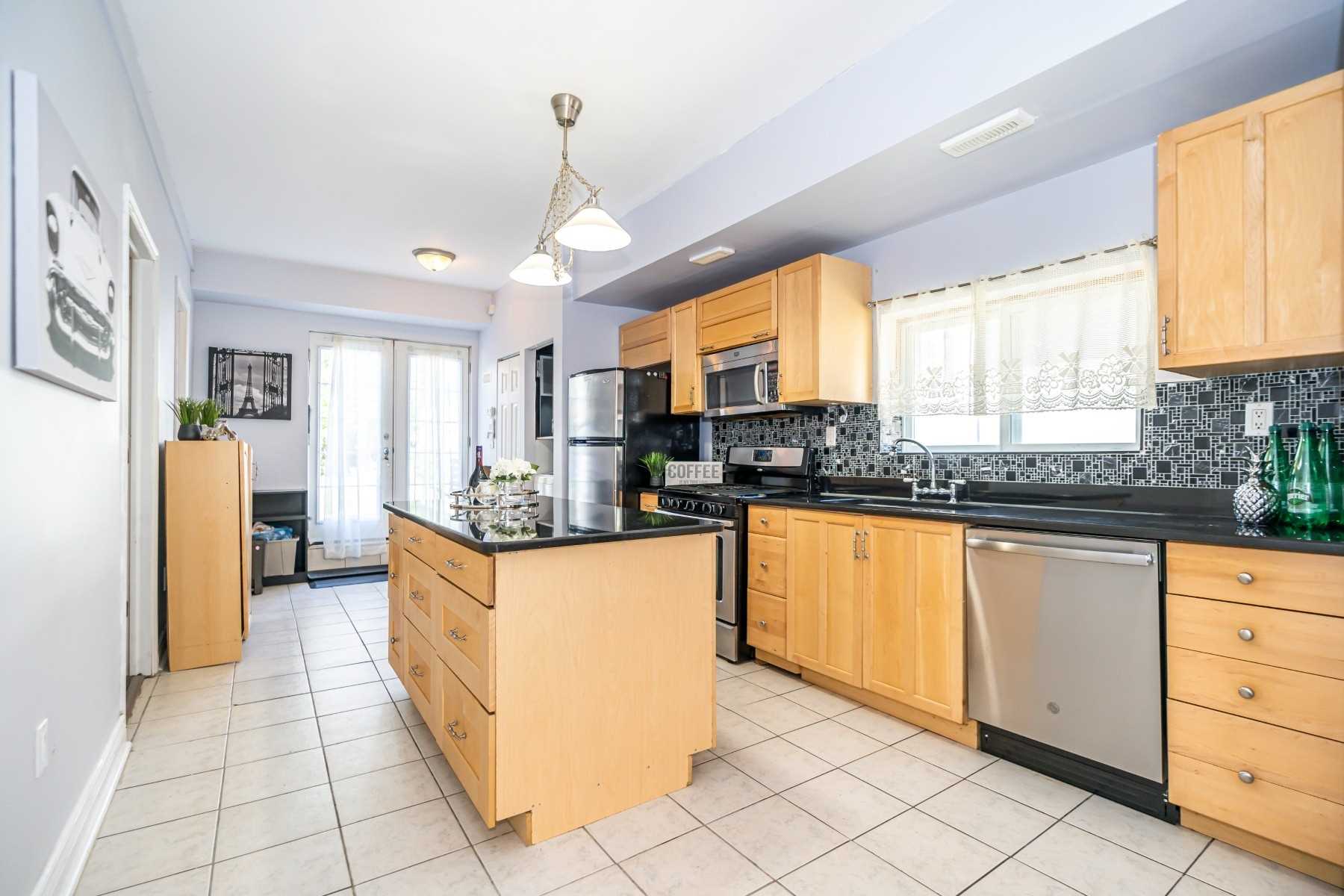 52 Galloway Rd
