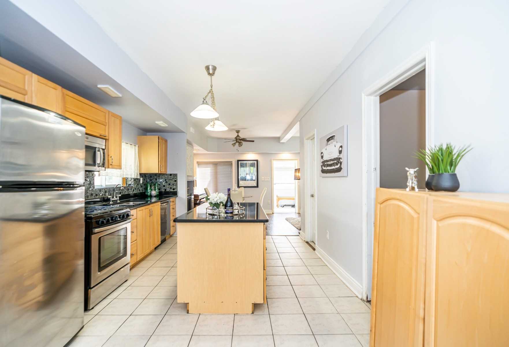 52 Galloway Rd