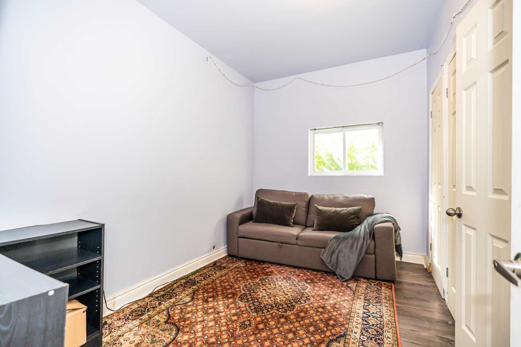 52 Galloway Rd