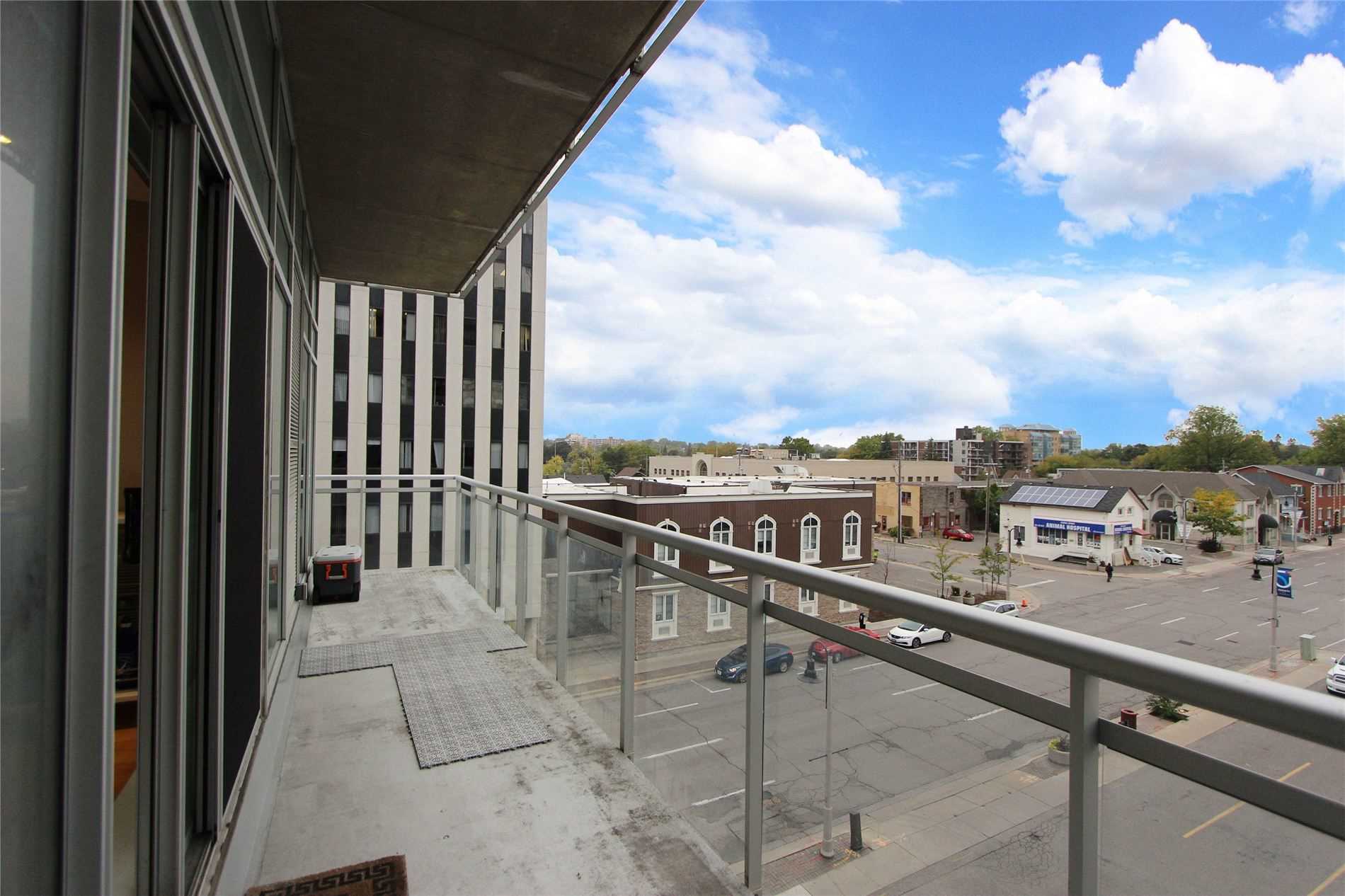 44 Bond St W, #416