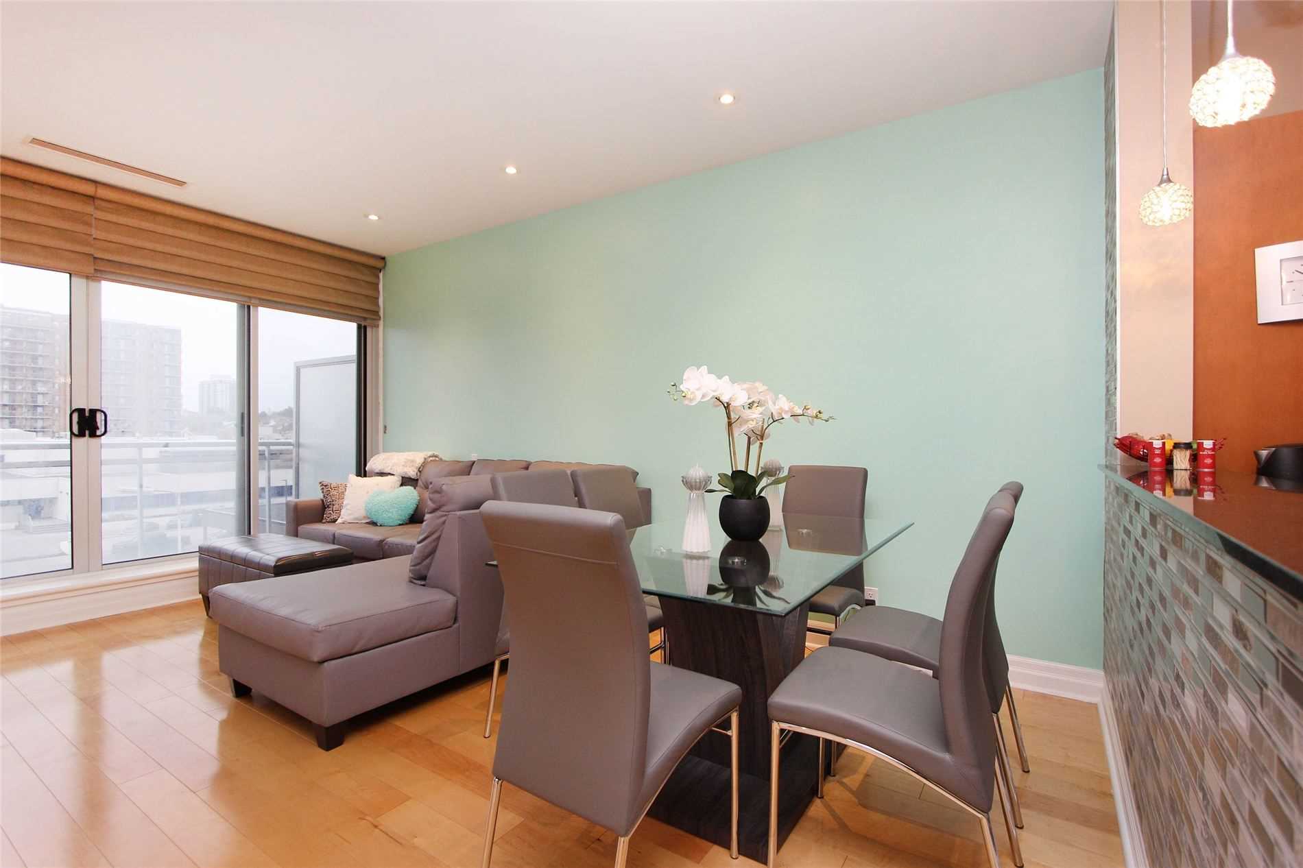 44 Bond St W, #416