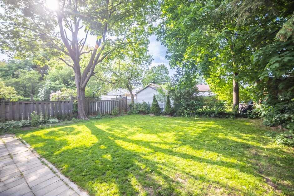 Listing E5250103 - Large Photo # 33