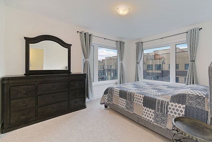 1555 Kingston Rd, #319