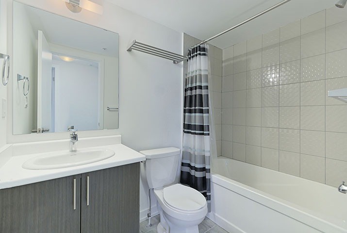 1555 Kingston Rd, #319