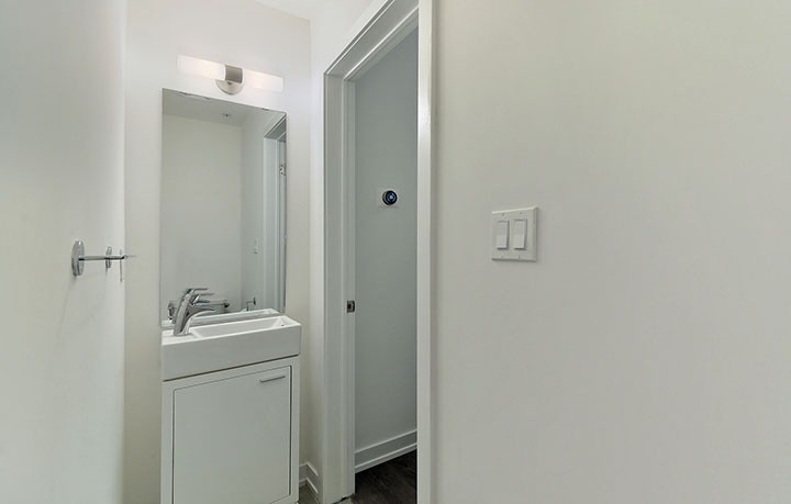 1555 Kingston Rd, #319