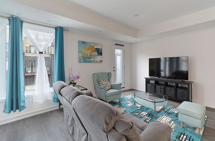 1555 Kingston Rd, #319