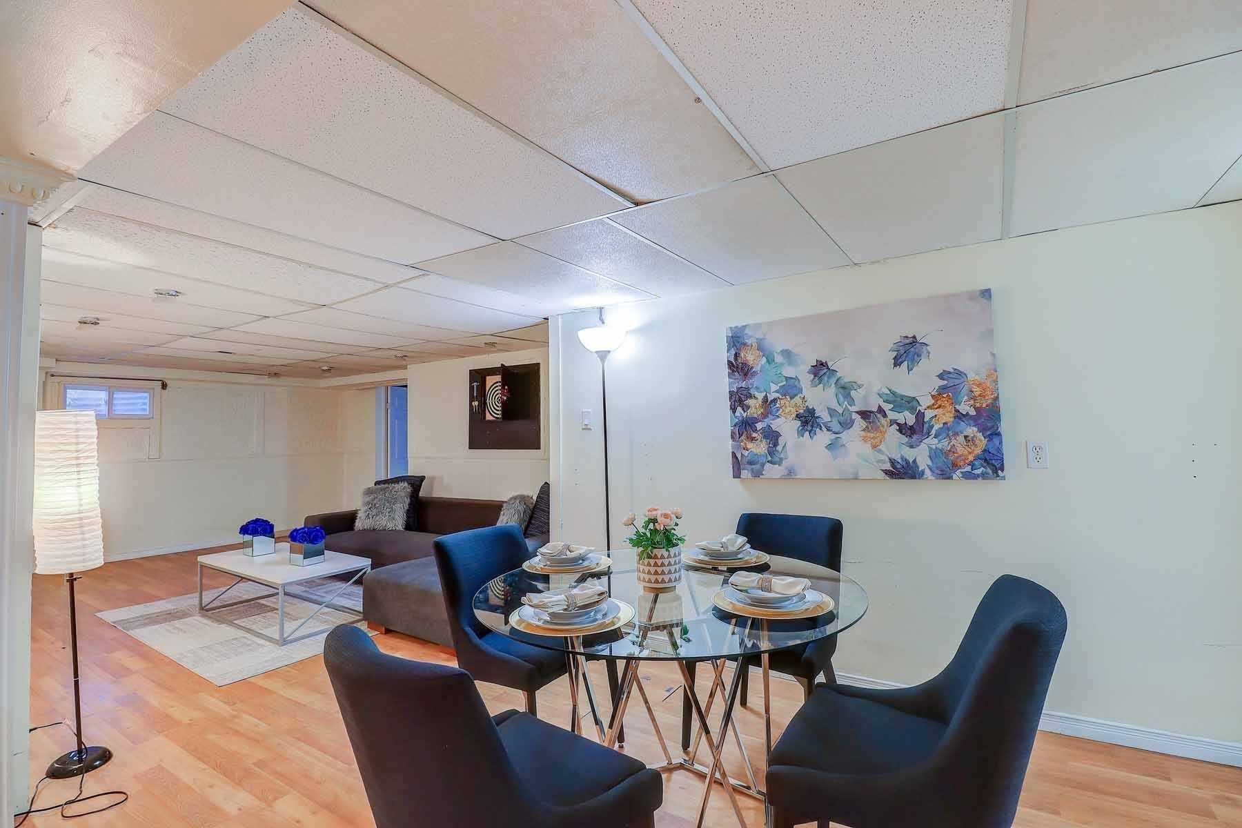 29 Bledlow Manor Dr