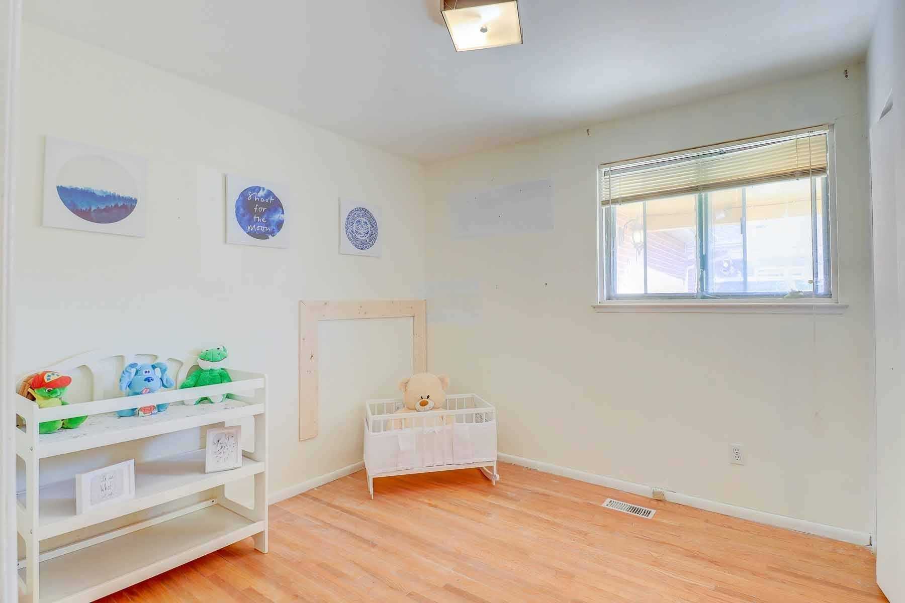 29 Bledlow Manor Dr