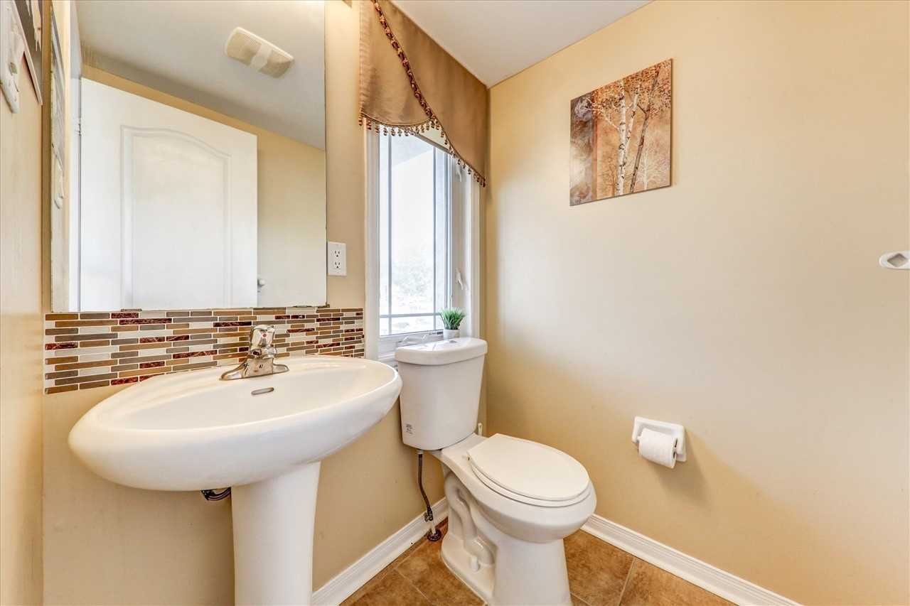 5 Hollier Dr