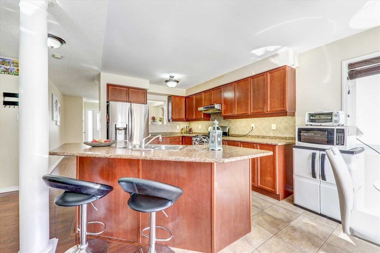 5 Hollier Dr