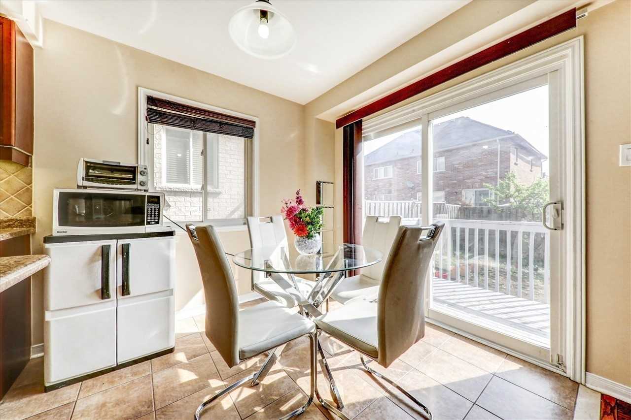 5 Hollier Dr