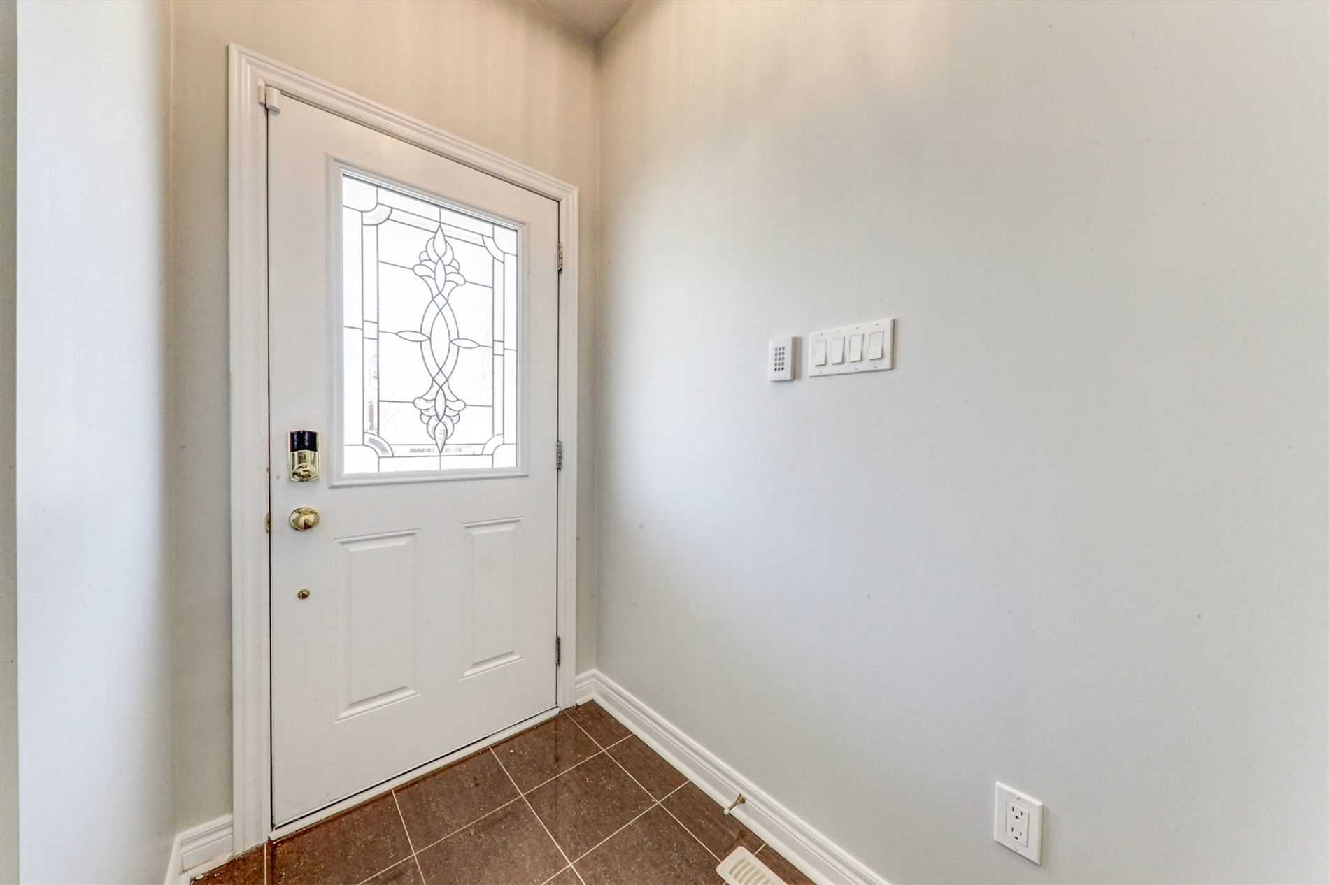48 Arfield Ave